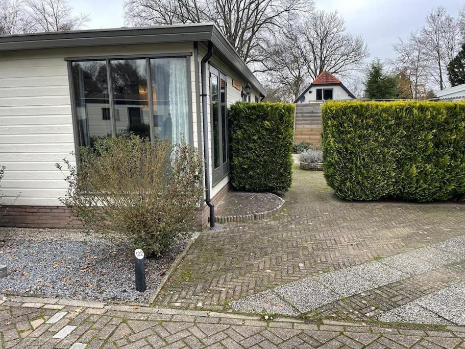 Gezellig Chalet Op De Prachtige Veluwe 푸텐 외부 사진
