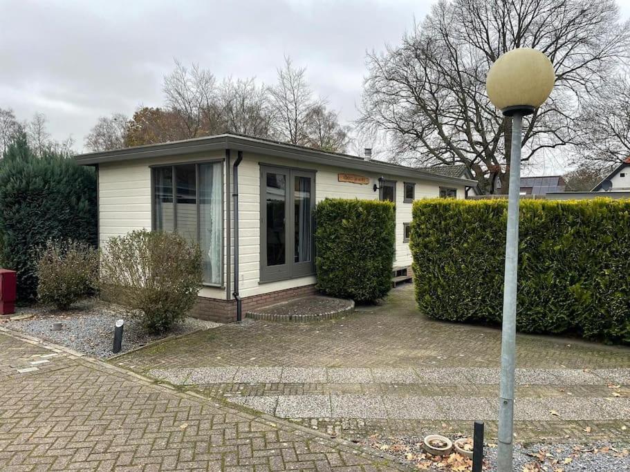 Gezellig Chalet Op De Prachtige Veluwe 푸텐 외부 사진